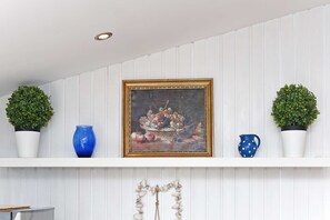 Luokittelematon kuva, 5 kautta 32, painike