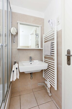 Unclassified image, 5 of 32, button - Holiday house Klabautermann (Esens)