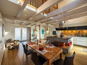 Immagine non classificata, 3 di 39, pulsante