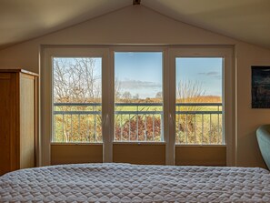 2 chambres, lit parapluie, Wi-Fi, draps fournis