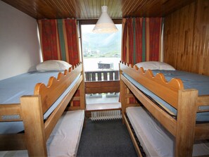 2 bedrooms, WiFi