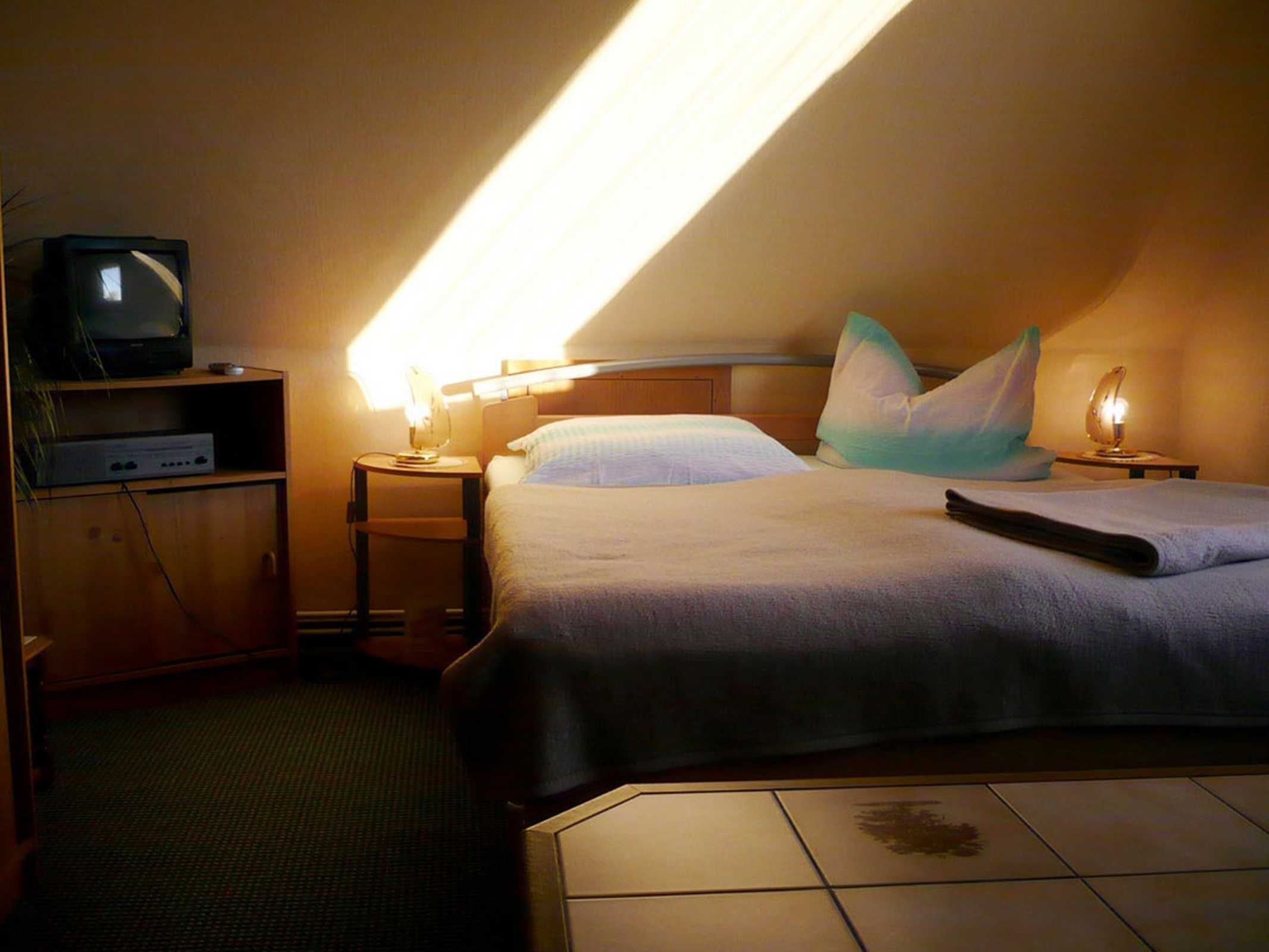 1 bedroom, travel crib, WiFi, bed sheets