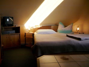 1 Schlafzimmer, Reisekinderbett, WLAN, Bettwäsche