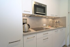 Fridge, microwave - App Kapitänsstube, Germany (Sylt)