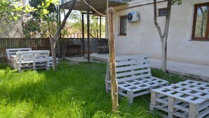 Unclassified image, 3 of 22, button - Mebo House (Kutaisi)