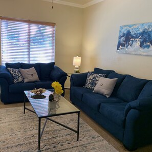 Smart TV, DVD player