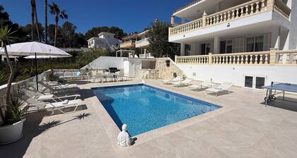Villa de luxe Felizidad. Piscine privée, 5 chambres, 4 salles de bain. et vue mer. Font de Sa Cala.