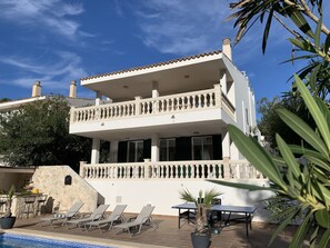 Exterior - Luxury villa Felizidad. Private pool, 5 bedrooms, 4 bathrooms. and sea view.  Font de Sa Cala. (Capdepera)
