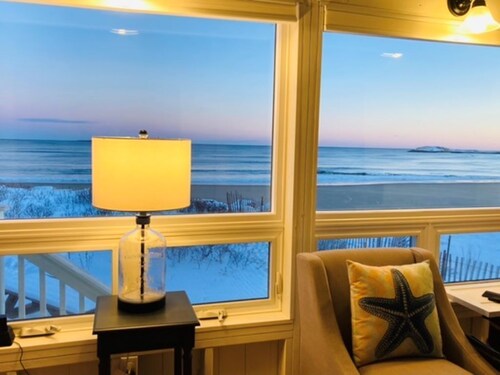 Popham Beach Direct Oceanfront Cottage Steps to the sand