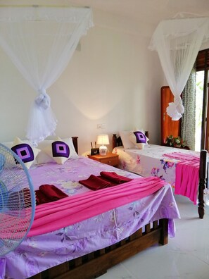 2 多间卧室、办公桌、免费 WiFi