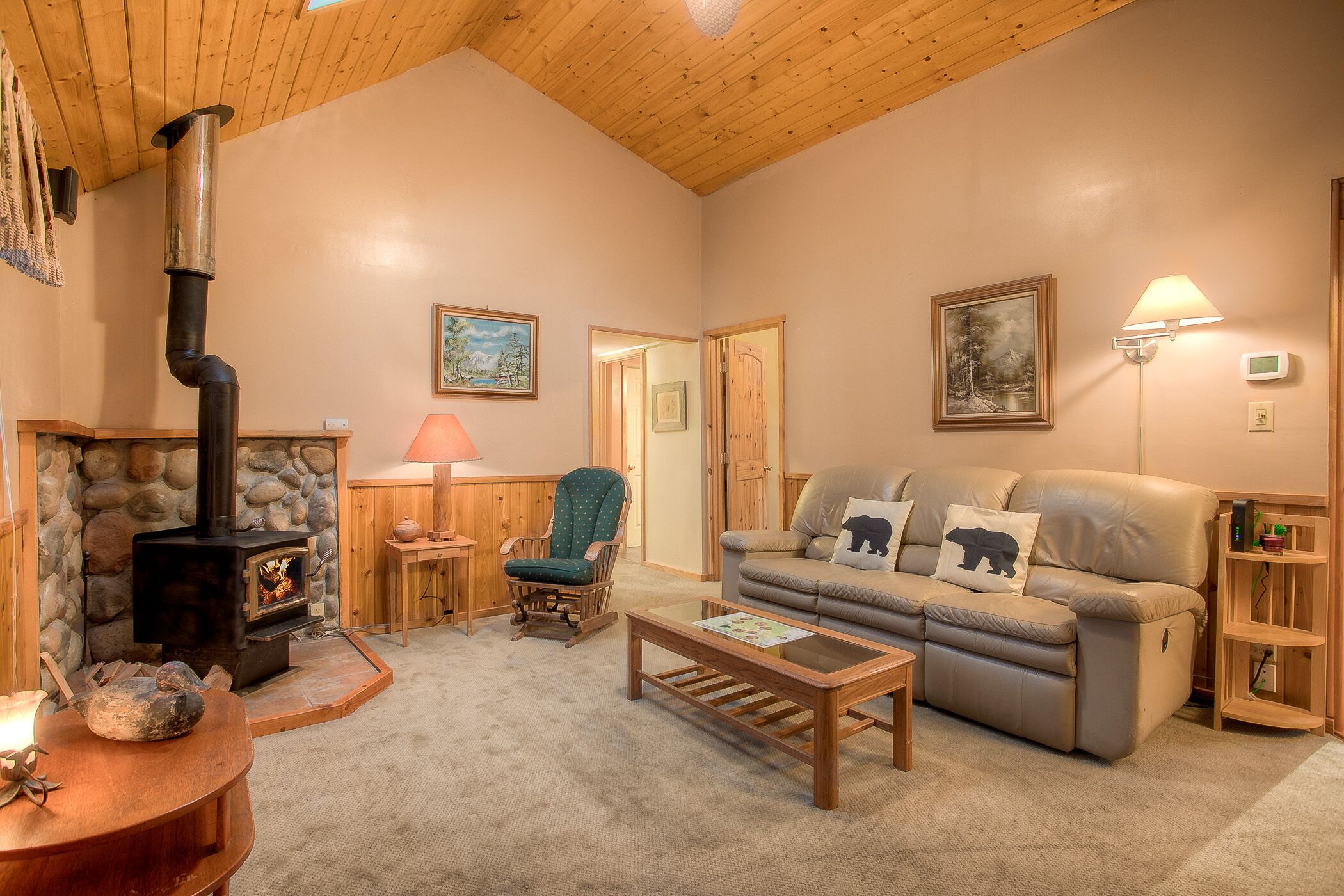 Télévision, lecteur de DVD, services de streaming