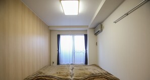 Room (105) | Ruang kerja komputer riba, Wi-fi percuma