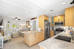 Fridge, microwave, oven, stovetop - King Bed Beach Bungalow | Steps to Gulf | Pool & Patio | Holmes Beach (Holmes Beach)