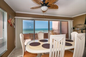 Dining - Coquina Beach Club 101 | Beachfront Bliss | Direct Gulf Views & Pool Access (Bradenton Beach)