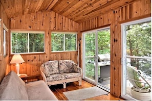 Smart TV, fireplace, DVD player, music library