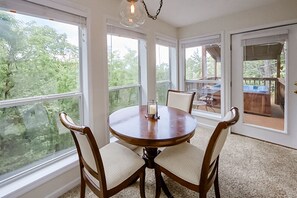 تناول الطعام