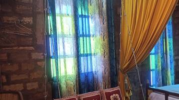 1 bedroom, in-room safe, free WiFi