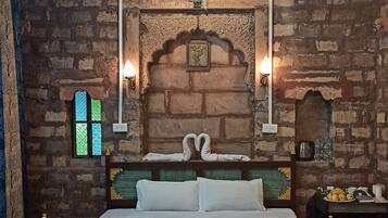 1 bedroom, in-room safe, free WiFi