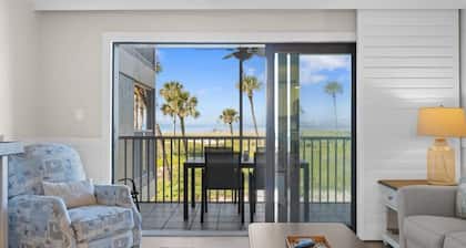 Ultra Luxe Beach Villa at South Seas Resort