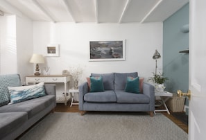 TV, fireplace, DVD player