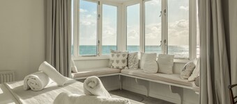 A dream seaside escape perfect for taking in the beauty of the Cornish coastline