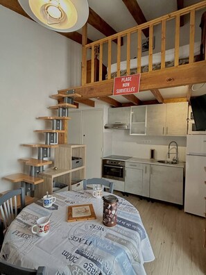 Fridge, microwave, oven, toaster