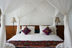 Sabana Deluxe room | In-room safe, desk, iron/ironing board, free WiFi - Sabana Ubud (Ubud)