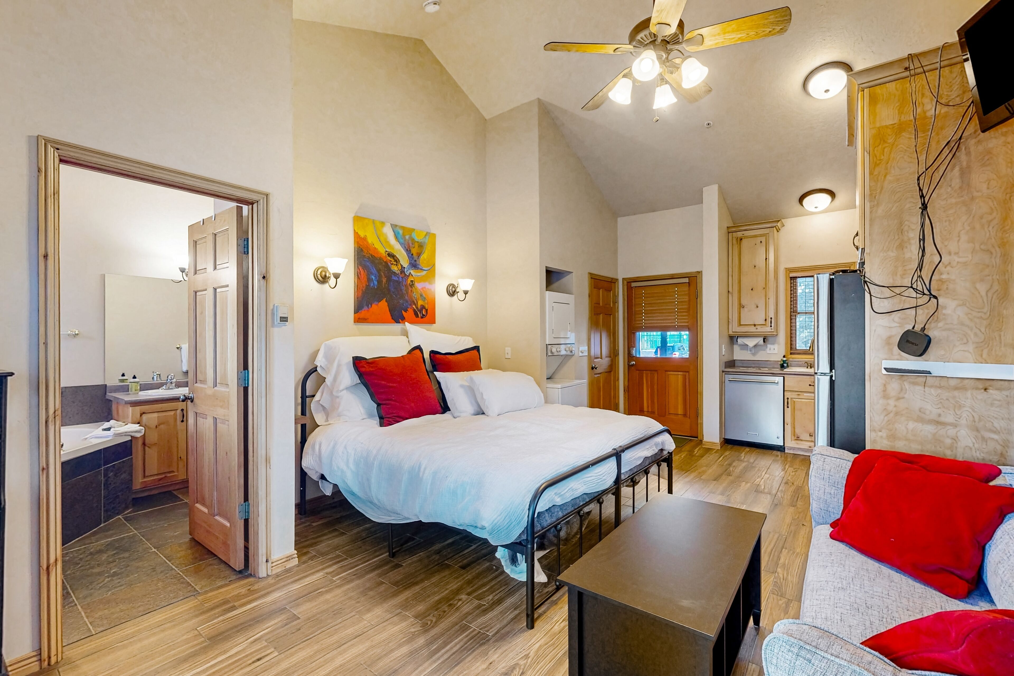 Bügeleisen/Bügelbrett, Internetzugang, Bettwäsche