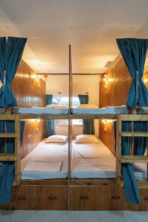 Shared Dormitory (A/C) | 1 bedroom, minibar, bed sheets