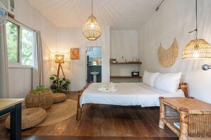 Deluxe Room (A/C) | 1 bedroom, minibar, bed sheets