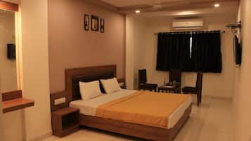 Deluxe Double Room | Free WiFi