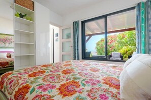 1 chambre, chambres insonorisées, fer et planche à repasser