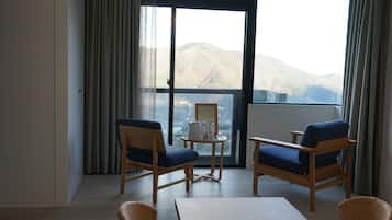 Habitación tradicional, para no fumadores (Japanese Style for 3 Guests, Standard) | Servicio a la habitación