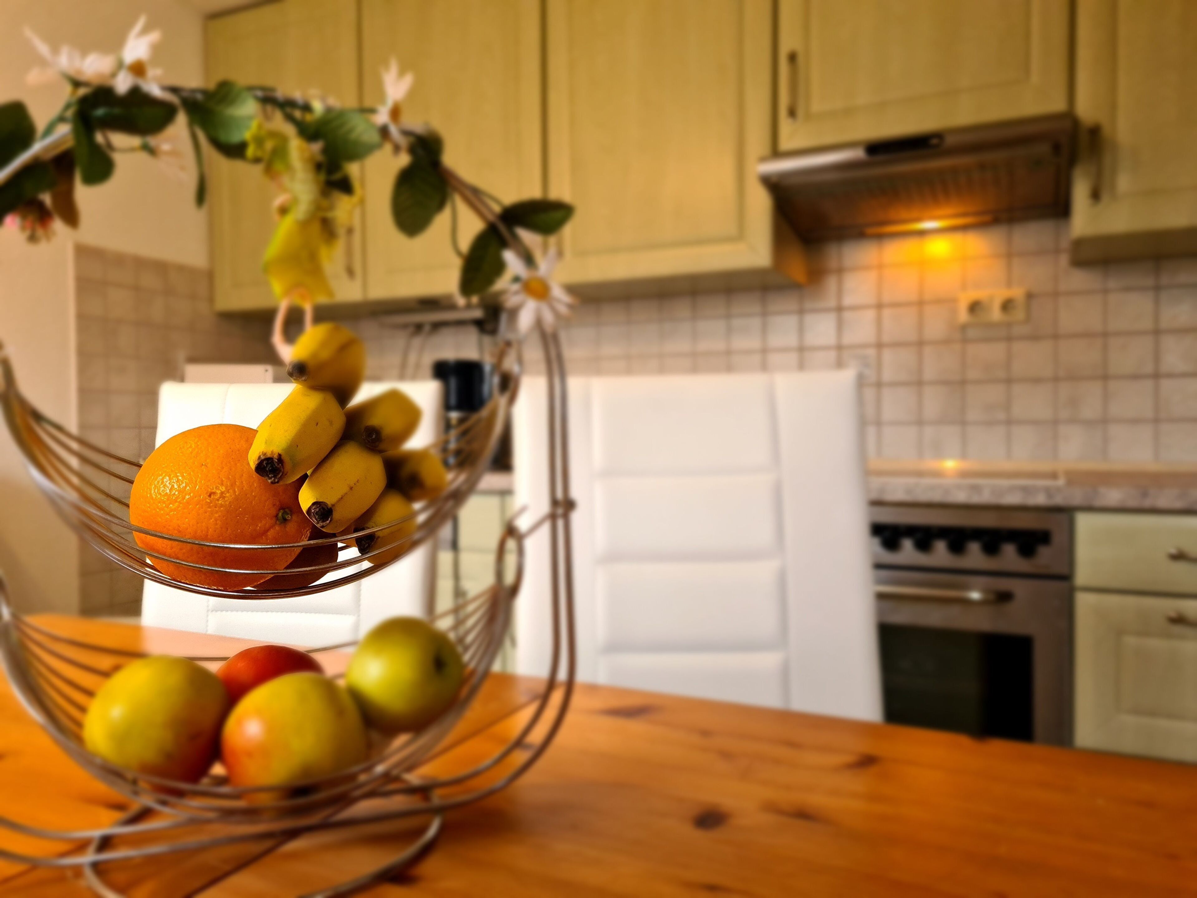 Fridge, microwave, oven, coffee/tea maker