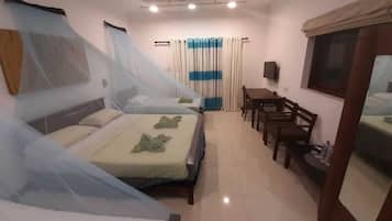 Villa Deluxe | Materassi a doppio strato, una cassaforte in camera