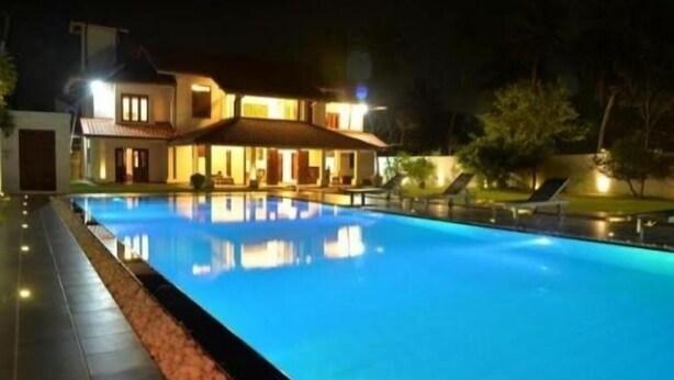 Front of property - SEA VILLA NEGOMBO (Negombo)