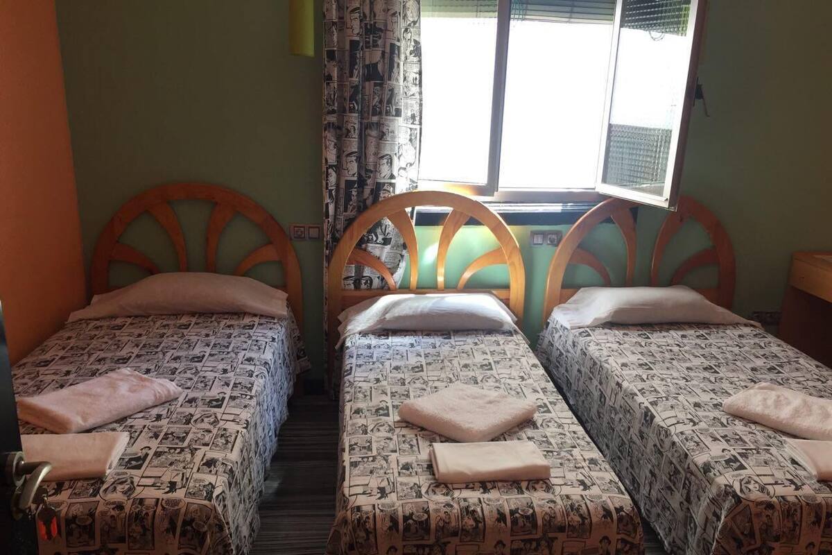 Triple Room (9) | WiFi (free)