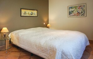 3 quartos, berço de viagem, Wi-Fi de cortesia