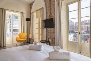 1 chambre, literie de qualité supérieure, couette en duvet d'oie