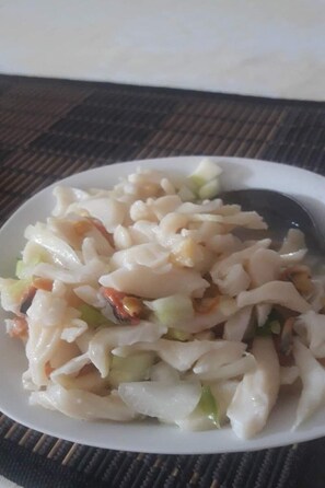 Food and drink - Quiet getaway relaxing seaside getaway (NASSAU)