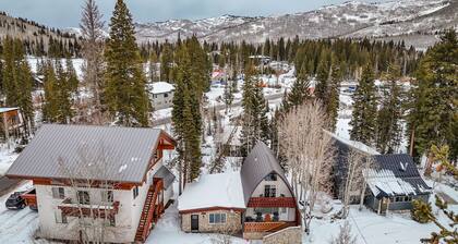 Chalet at Brighton by Cottonwood Lodging