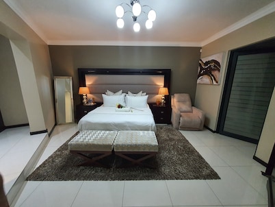 Luxurious Home near O.R Tambo International Airport. Kempton Park South Africa