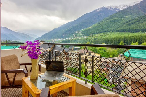 Hotel Monarch Residency Manali