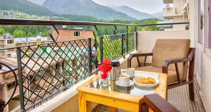 Hotel Monarch Residency Manali