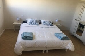 3 Schlafzimmer, Bügeleisen/Bügelbrett, WLAN, Bettwäsche