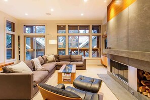 Smart TV, fireplace, offices