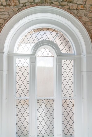 Interior - The Strand Hotel, the former residence of Oscar Wilde (Bray)