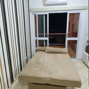 2 quartos, ferros/tábuas de passar roupa, Wi-Fi de cortesia