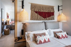 Literie de qualité supérieure, coffres-forts dans les chambres, bureau