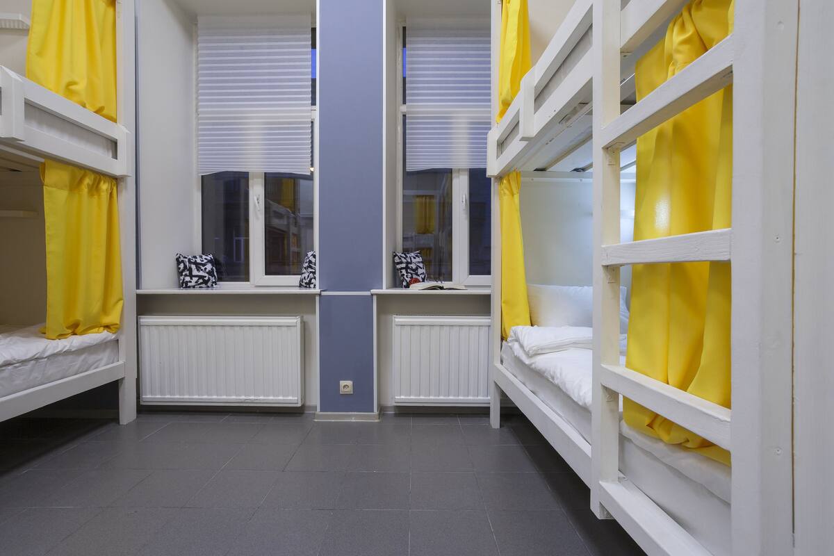 Delad sovsal - Basic - sovsal (män och kvinnor) - utsikt mot staden (1 bed) | Ljudisolering och gratis wi-fi